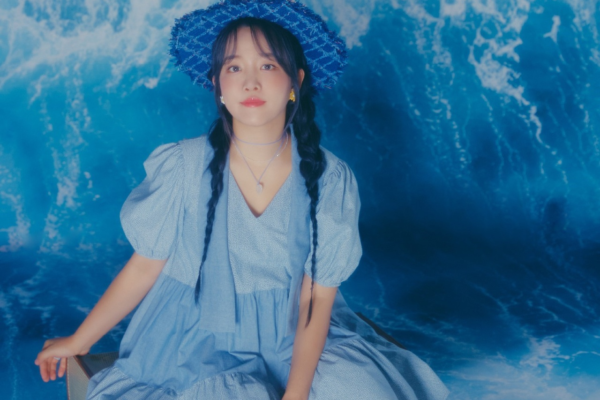 A cantora e compositora Younha vai se casar em março